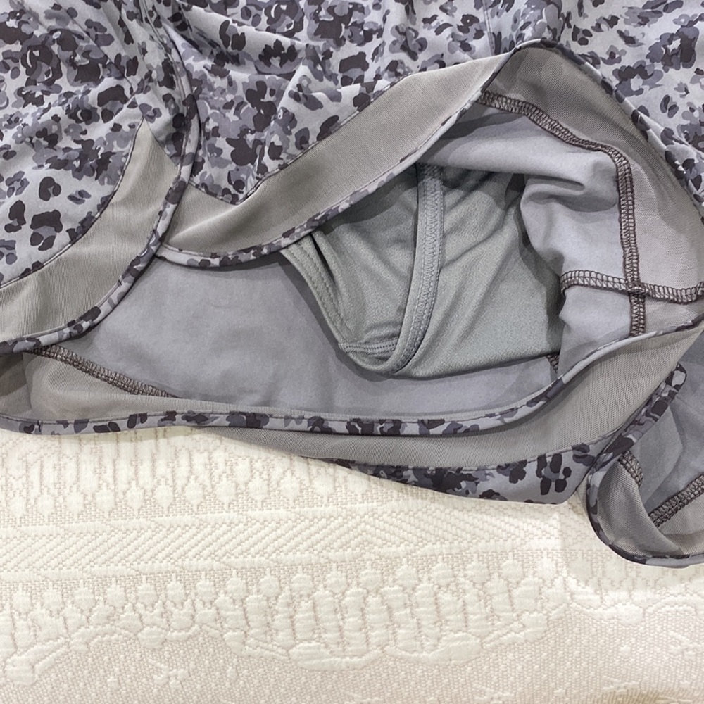 Athleta shorts size 1X - Picture 3 of 5